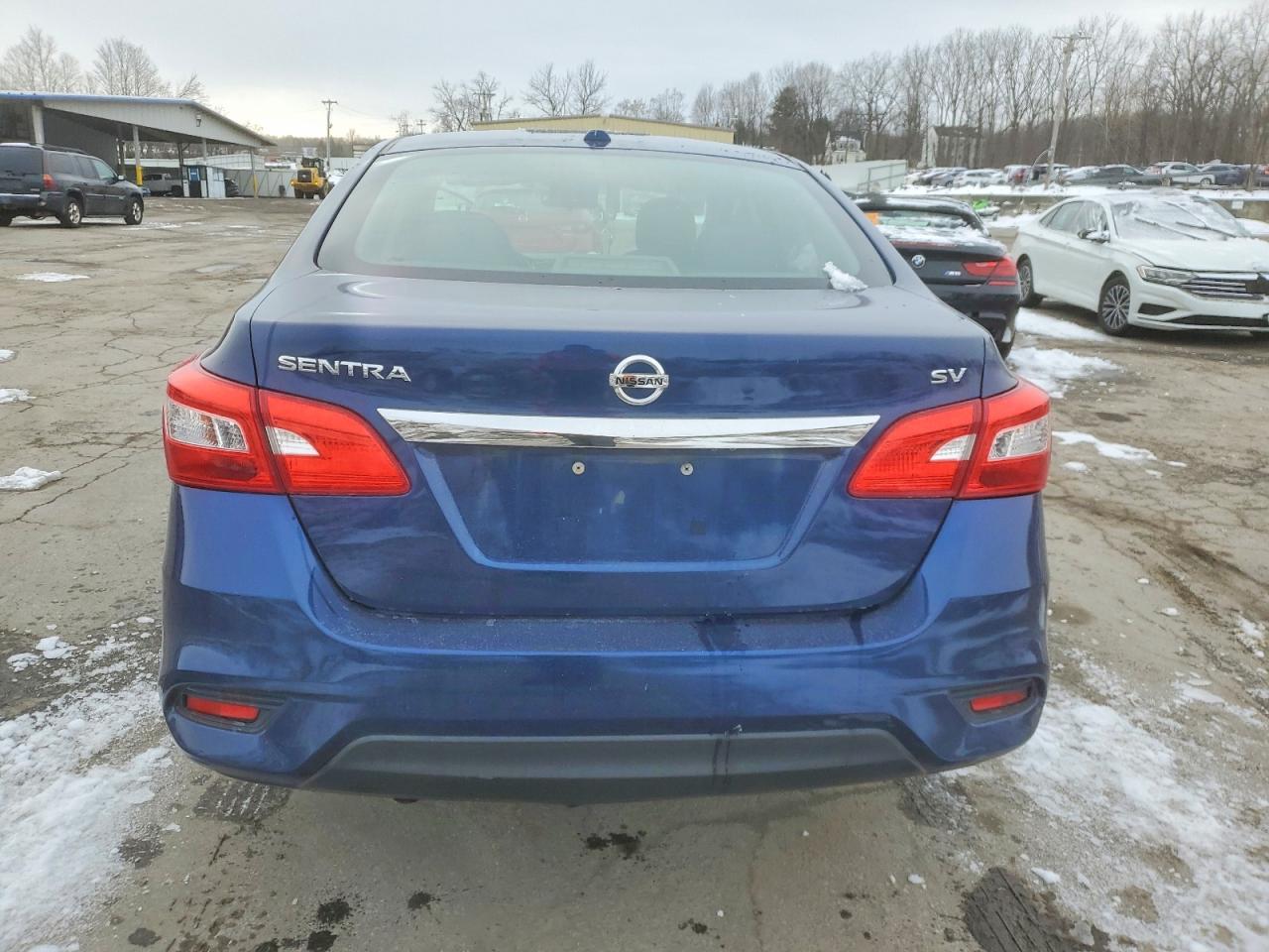 2018 NISSAN SENTRA S photo 6