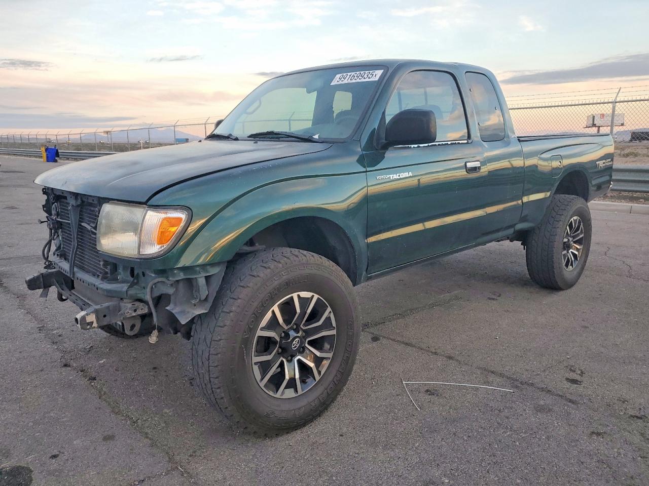 2000 TOYOTA TACOMA
