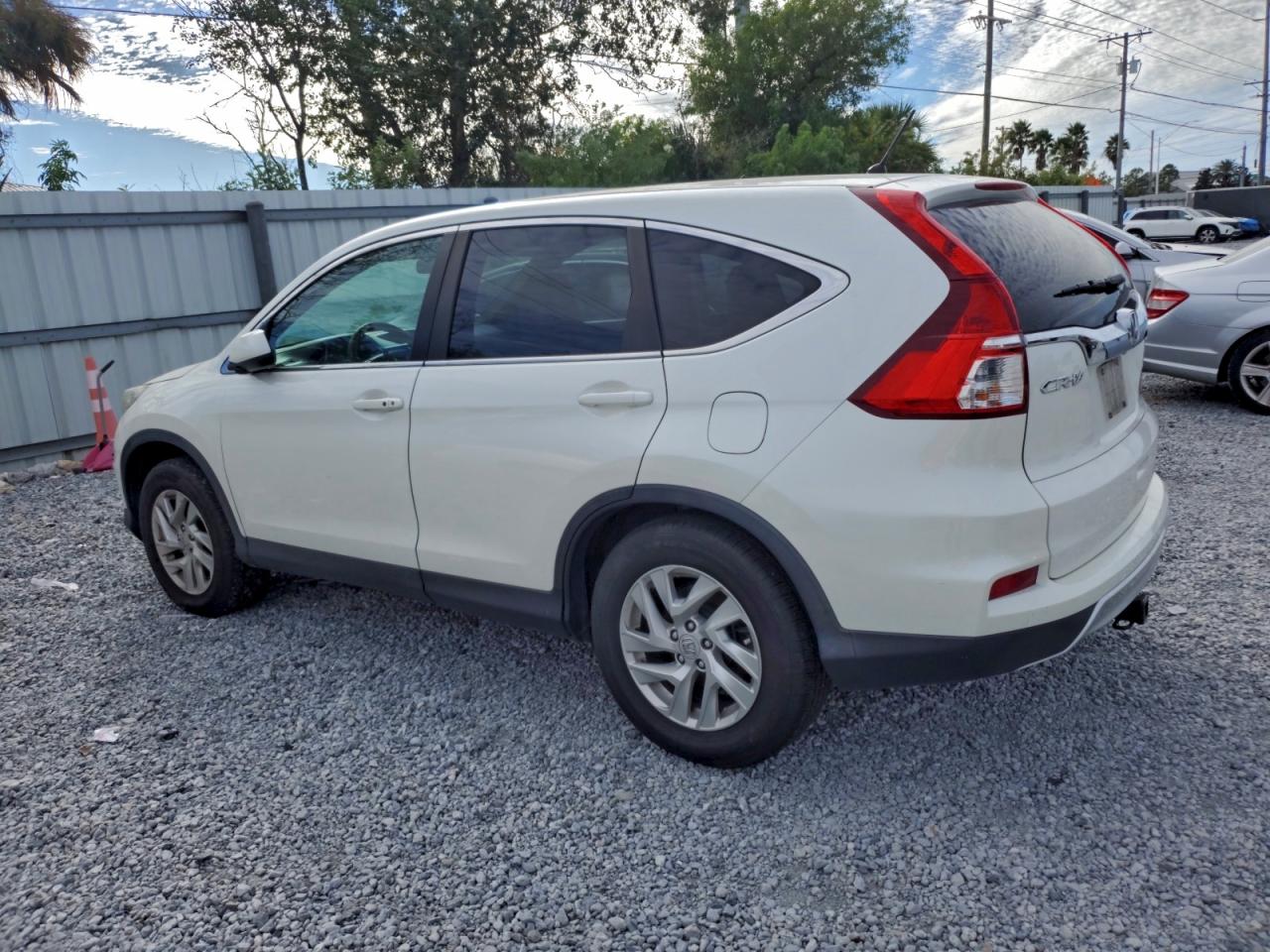 2016 HONDA CR-V EX photo 2