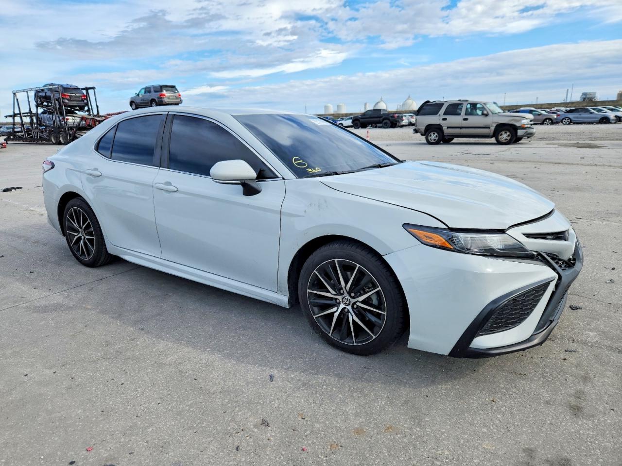 2023 TOYOTA CAMRY SE photo 4