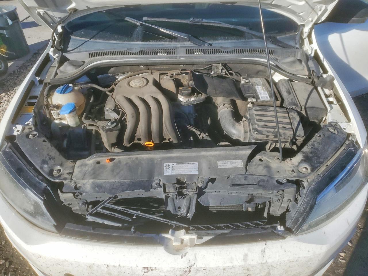 2013 VOLKSWAGEN JETTA BASE photo 11