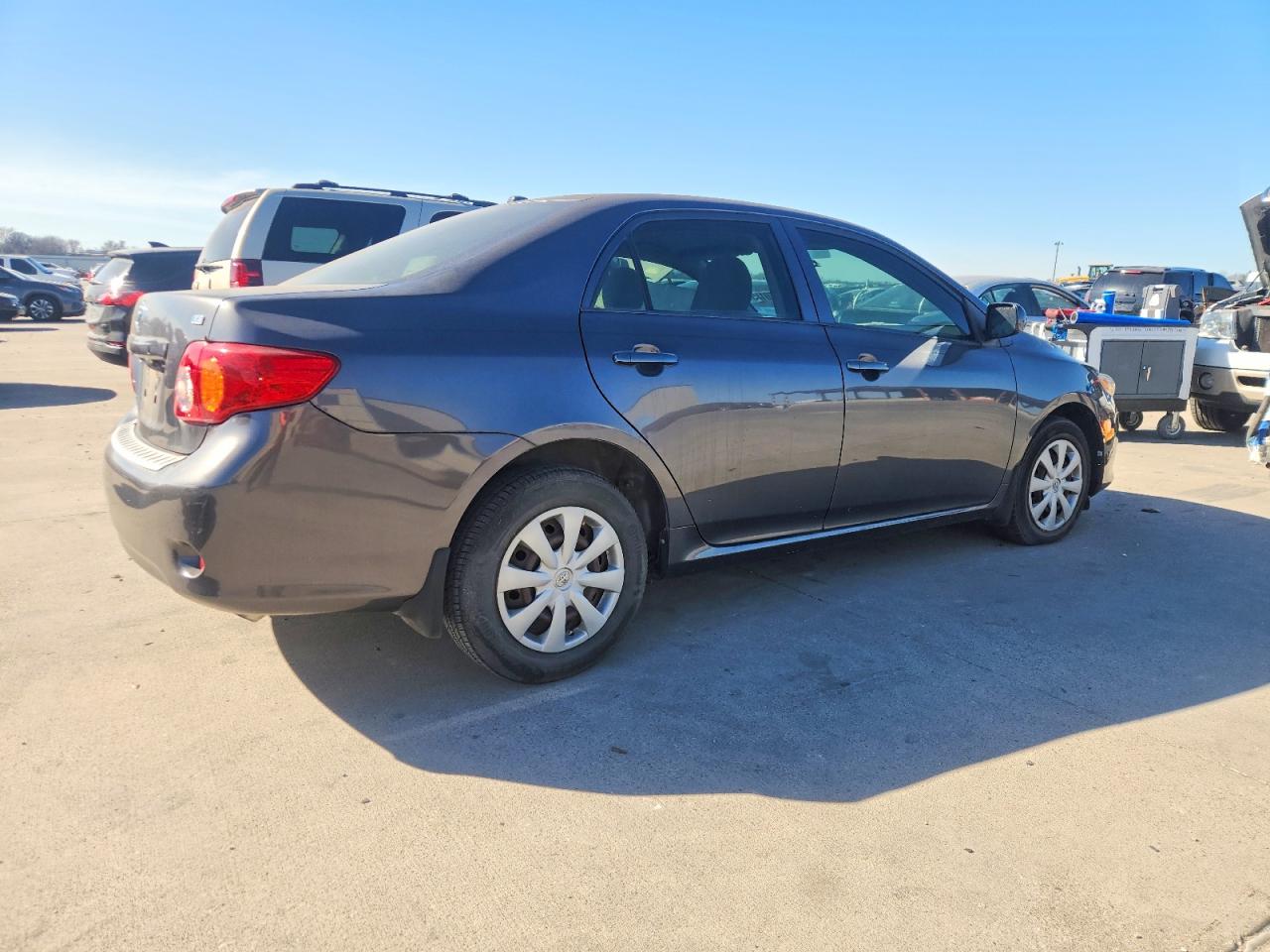 2009 TOYOTA COROLLA BASE photo 3