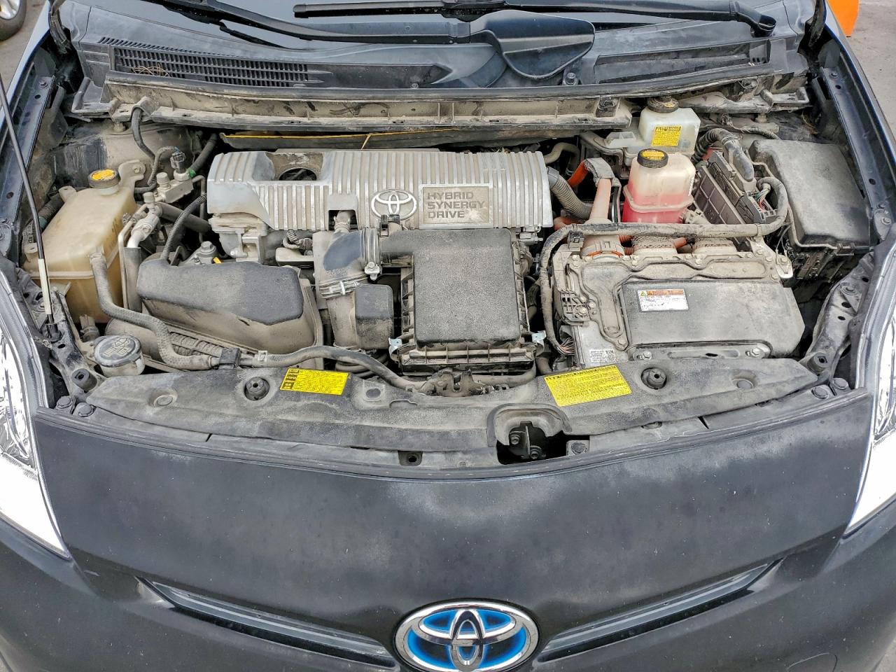 2013 TOYOTA PRIUS photo 11