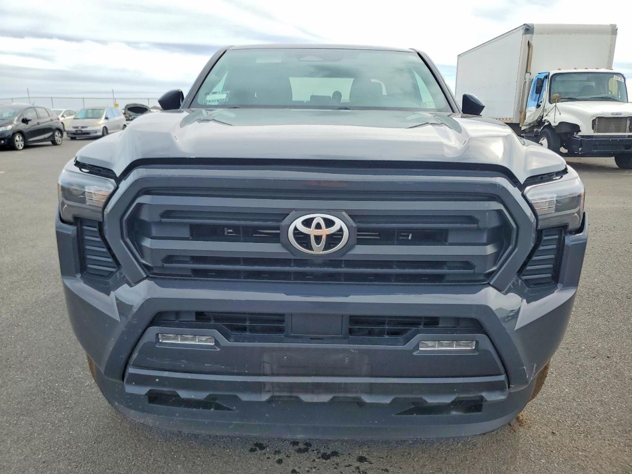 2024 TOYOTA TACOMA DOUBLE CAB photo 5