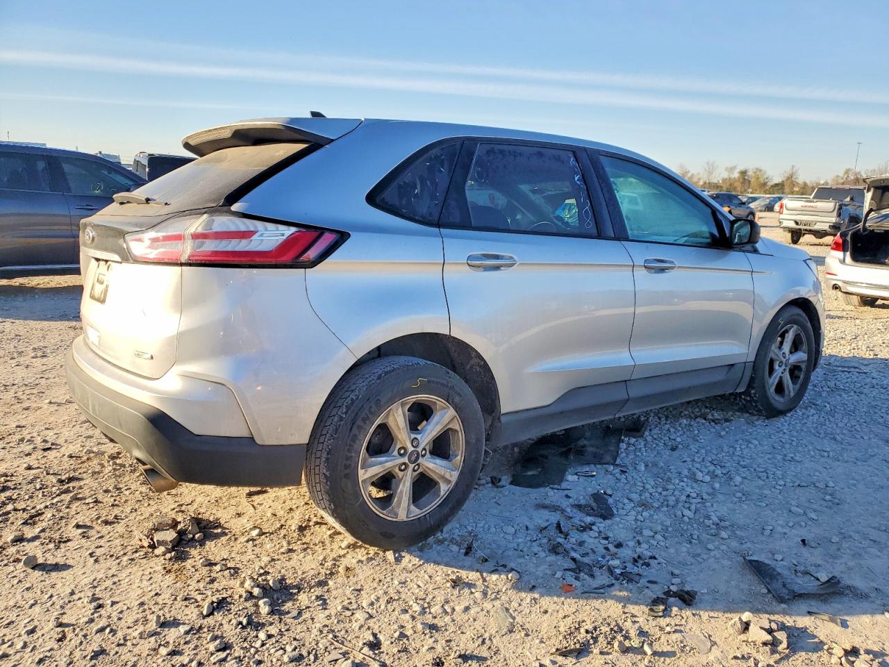 2019 FORD EDGE SE photo 3