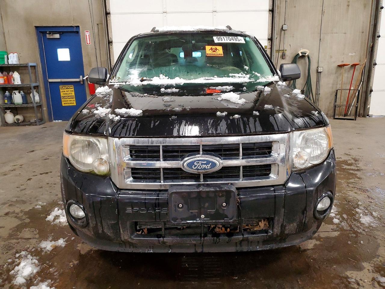 2012 FORD ESCAPE photo 5