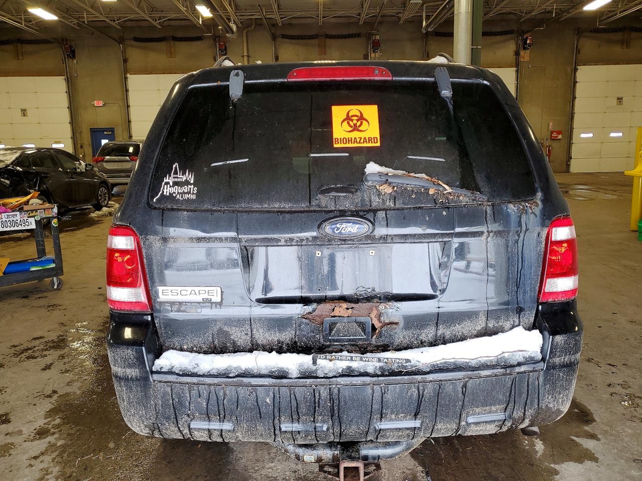 2012 FORD ESCAPE photo 6