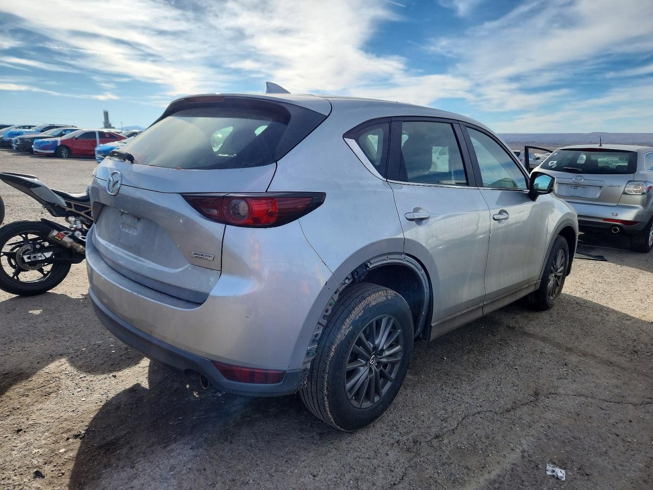 2017 MAZDA CX-5 SPORT photo 3