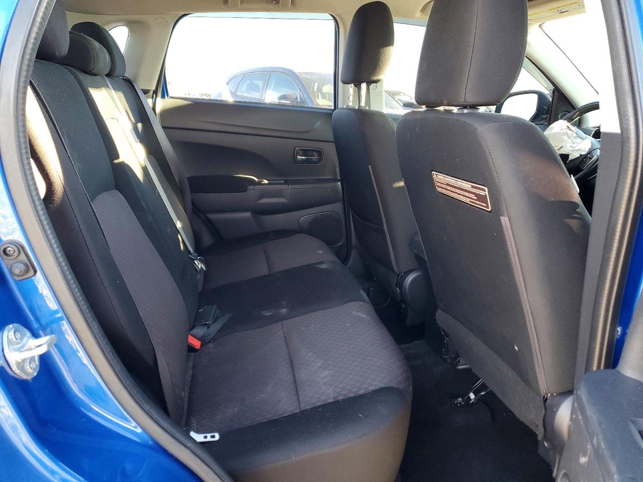 2017 MITSUBISHI OUTLANDER SPORT ES photo 11
