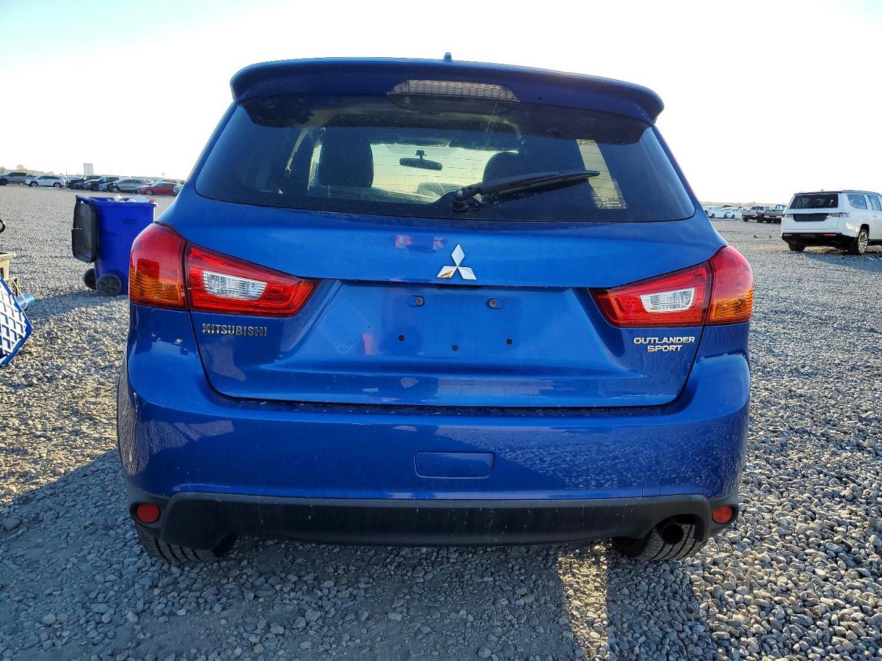 2017 MITSUBISHI OUTLANDER SPORT ES photo 6