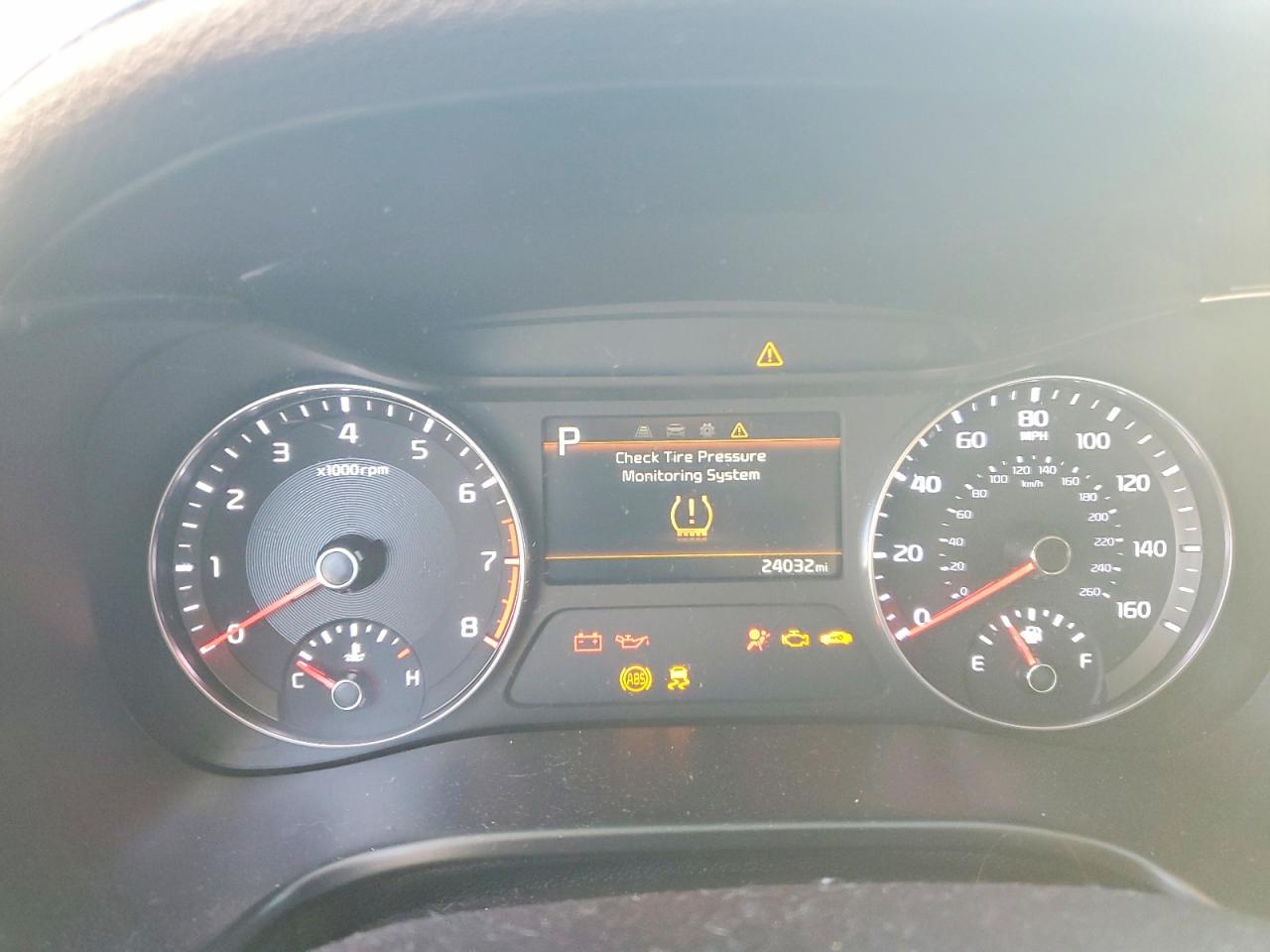 2024 KIA FORTE LX photo 9