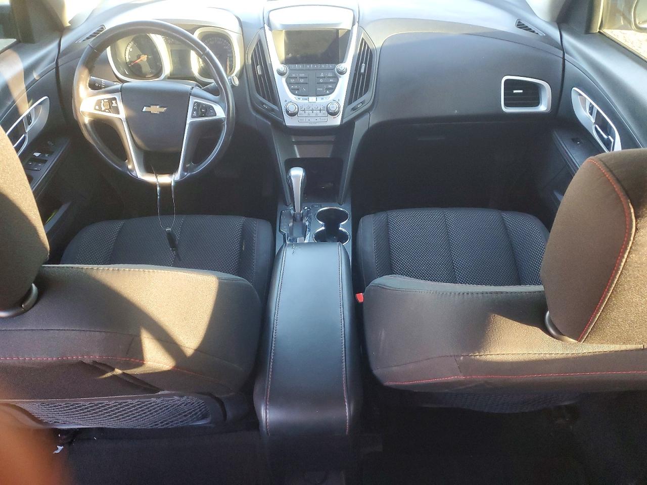 2015 CHEVROLET EQUINOX LT photo 8