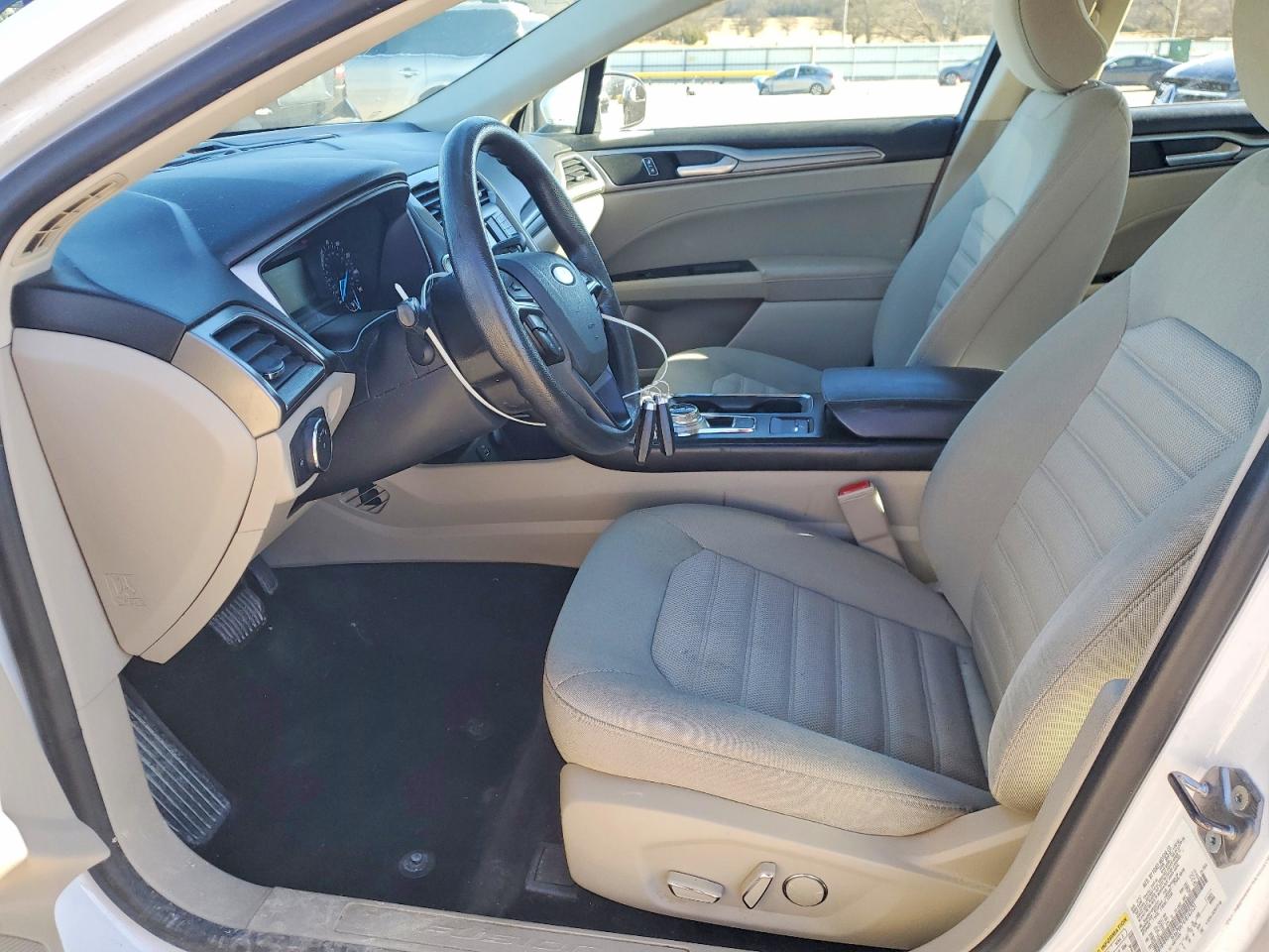 2018 FORD FUSION SE photo 13