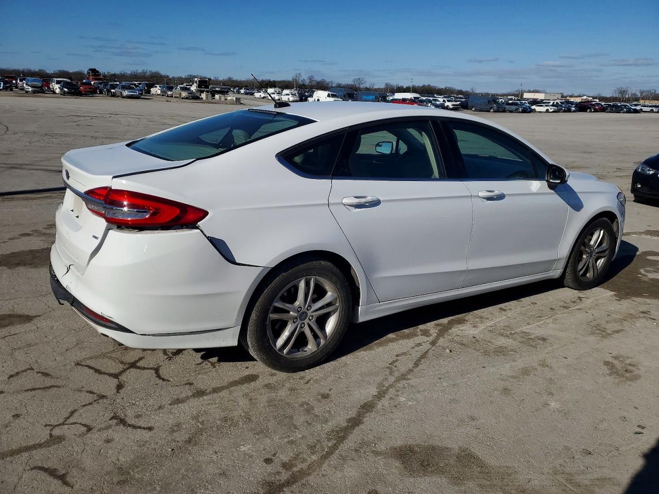 2018 FORD FUSION SE photo 5