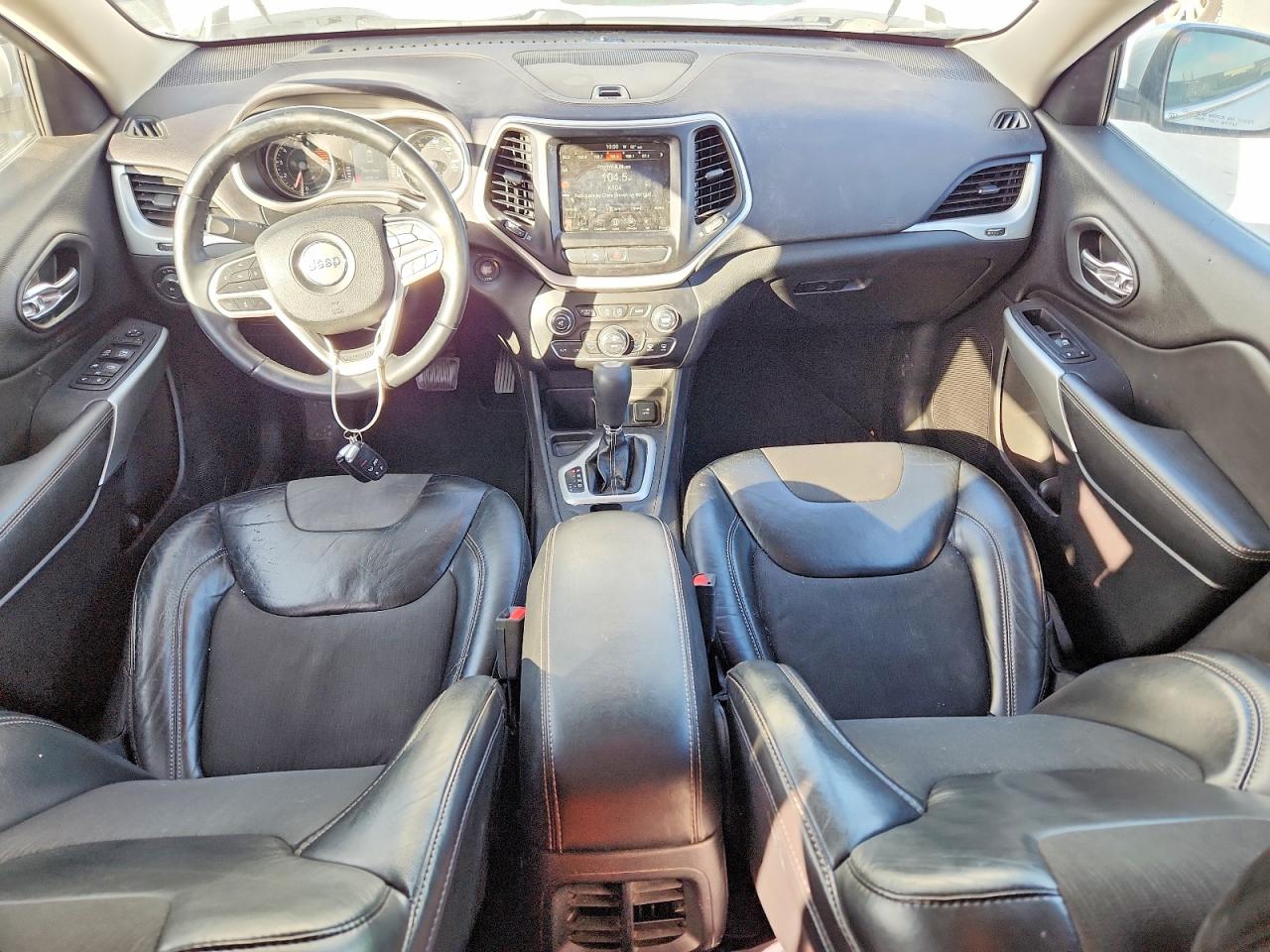 2018 JEEP CHEROKEE LATITUDE PLUS photo 8