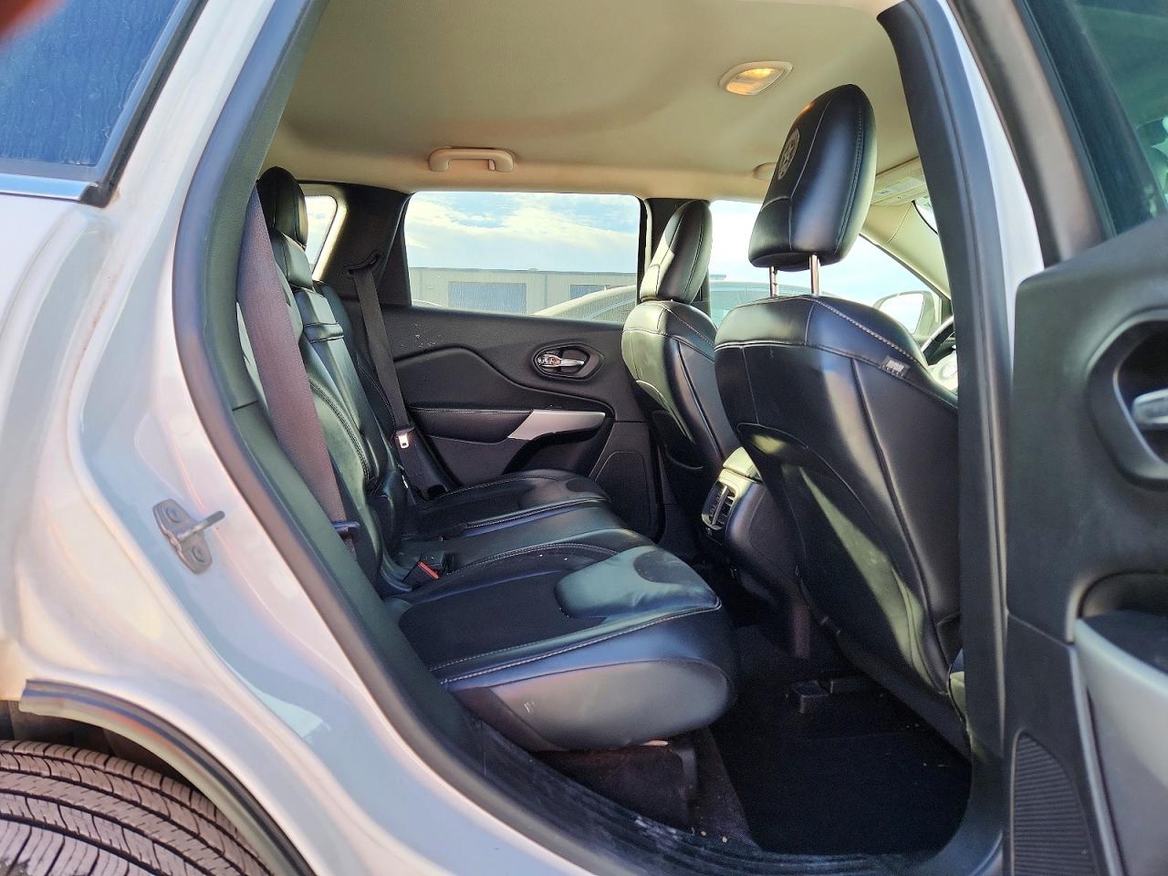 2018 JEEP CHEROKEE LATITUDE PLUS photo 10