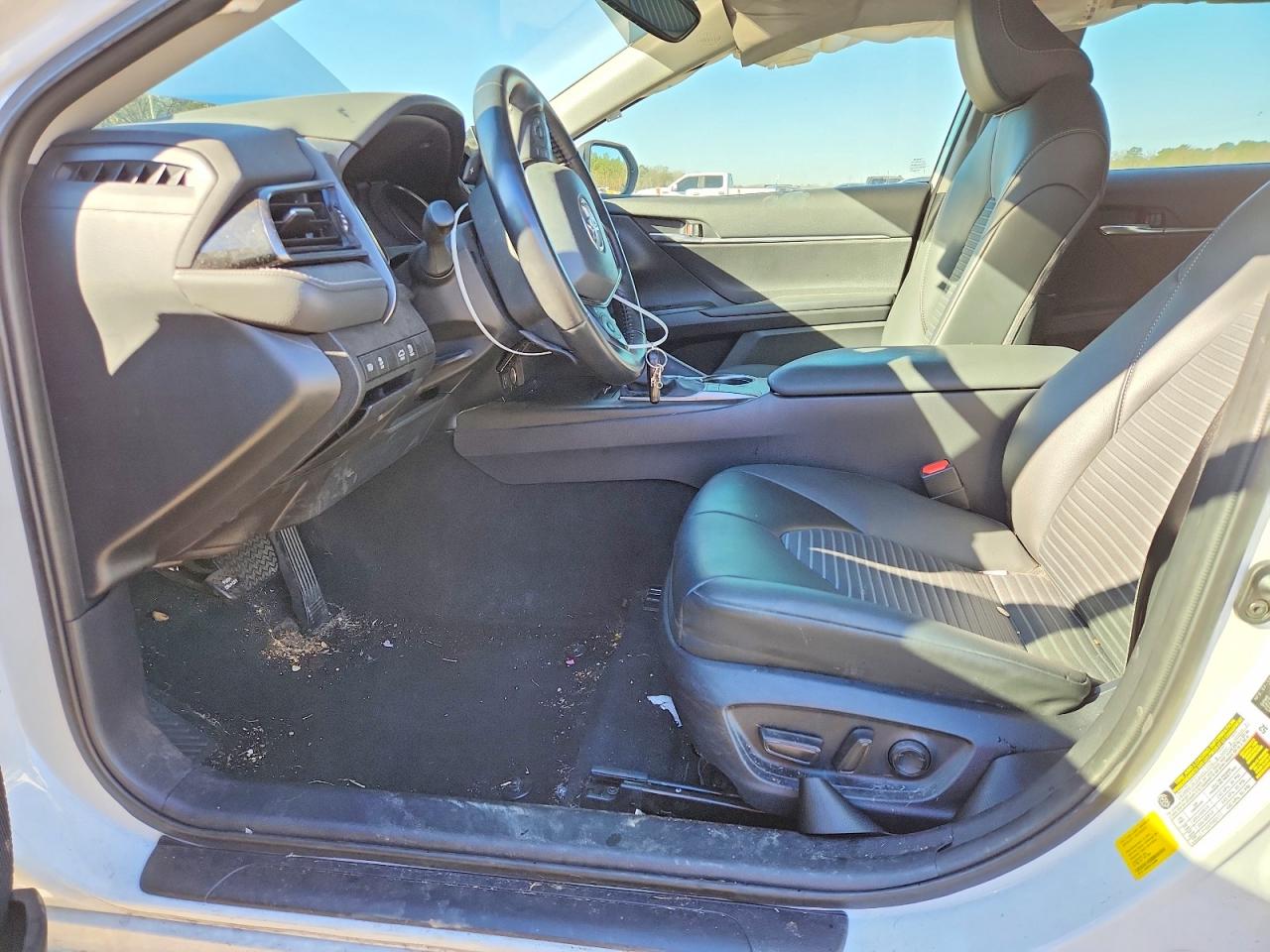 2023 TOYOTA CAMRY SE NIGHT SHADE photo 7