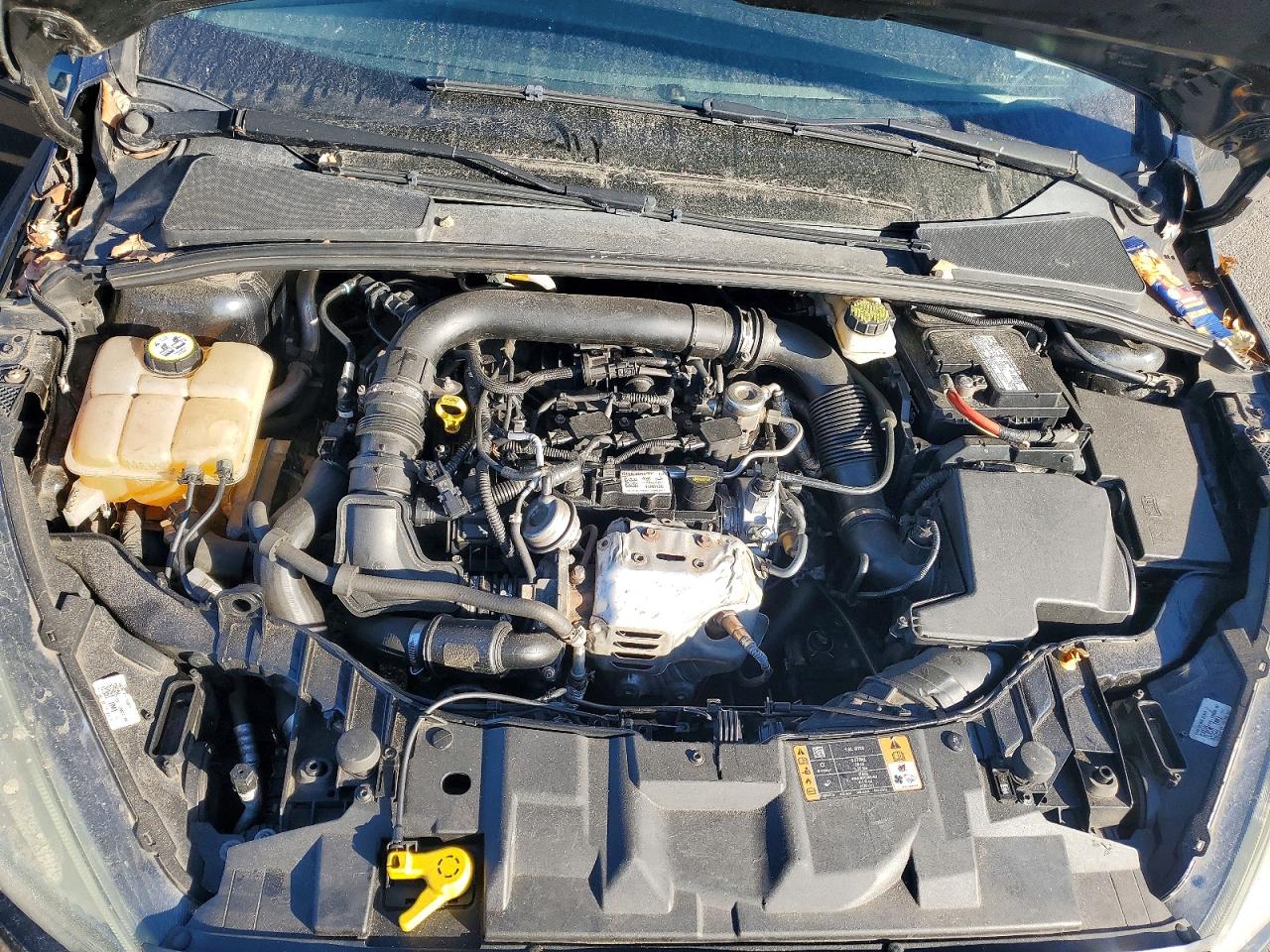 2017 FORD FOCUS SE photo 11