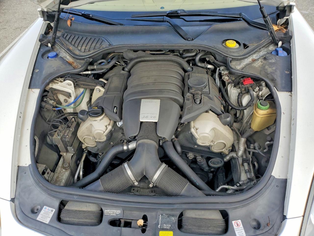 2011 PORSCHE PANAMERA 2 photo 11
