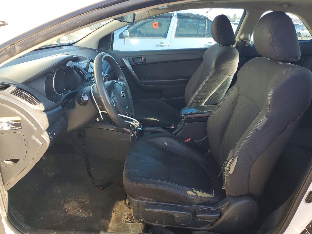 2012 KIA FORTE EX photo 7