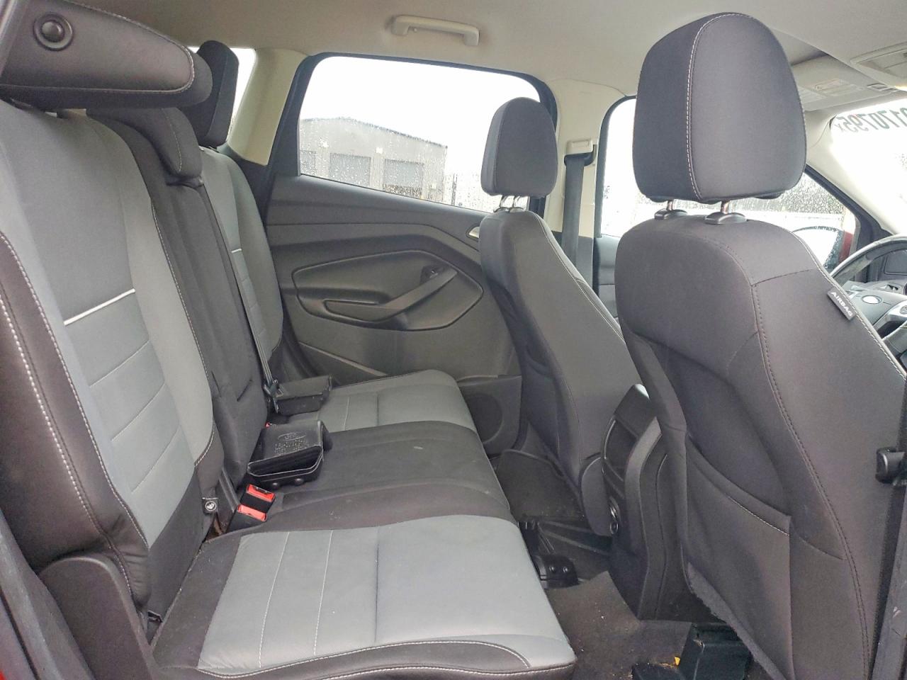 2015 FORD ESCAPE SE photo 11