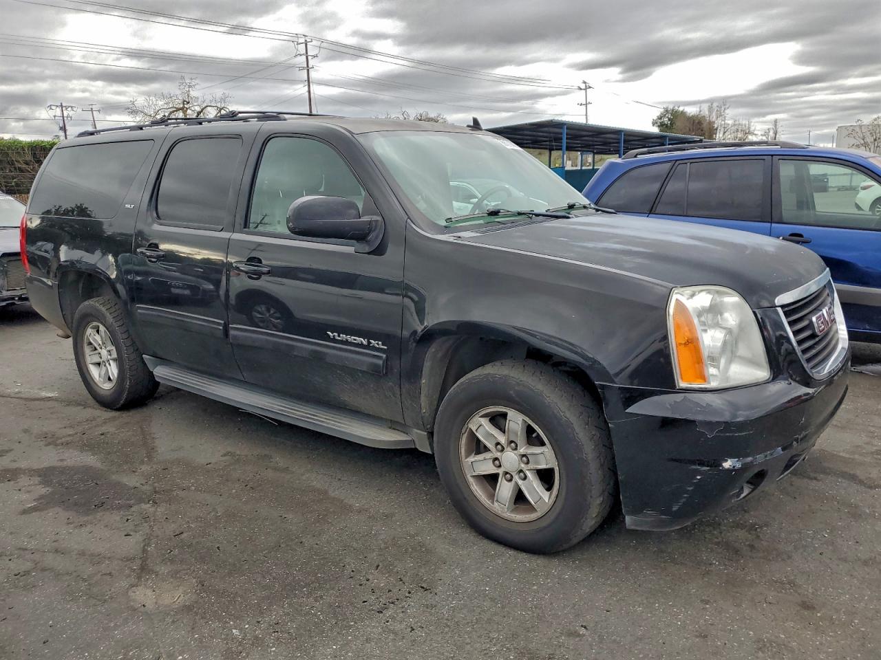 2012 GMC YUKON XL K1500 SLT photo 4