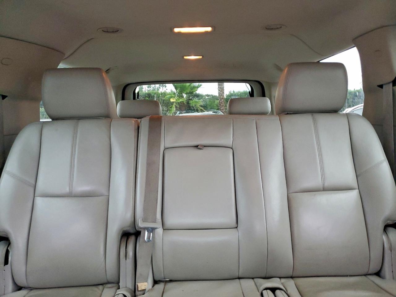 2012 GMC YUKON XL K1500 SLT photo 10