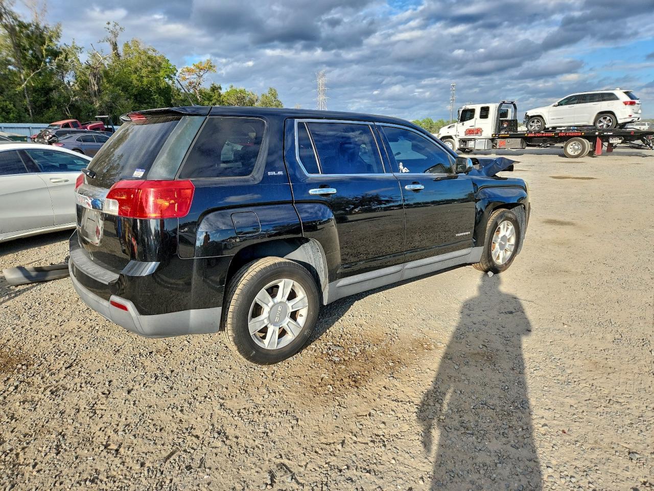 2013 GMC TERRAIN SLE photo 3