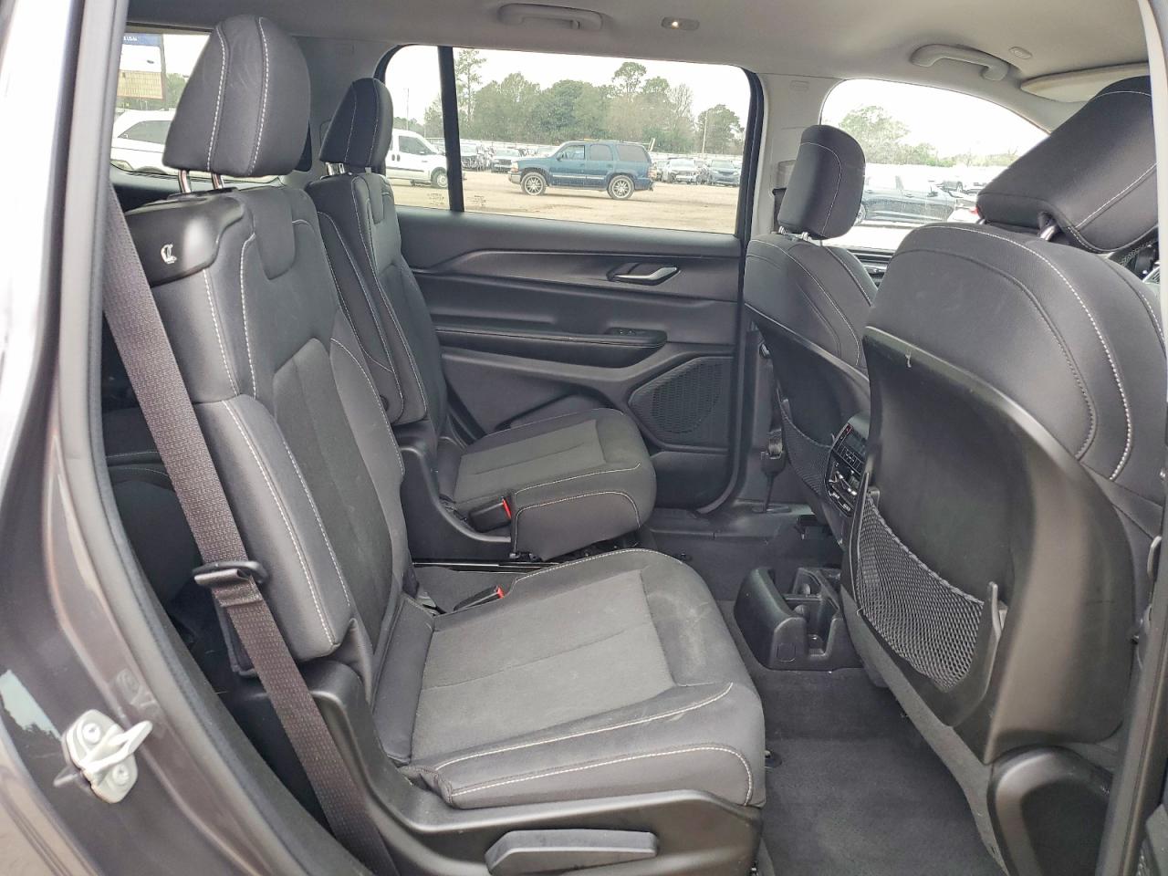 2023 JEEP GRAND CHEROKEE L LAREDO photo 11