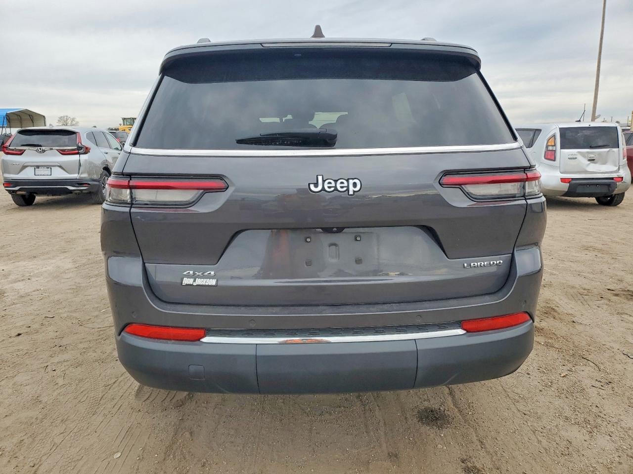 2023 JEEP GRAND CHEROKEE L LAREDO photo 6