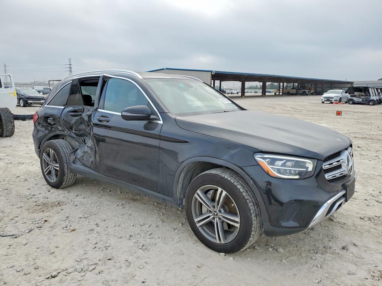 2020 MERCEDES-BENZ GLC 300 4MATIC photo 4