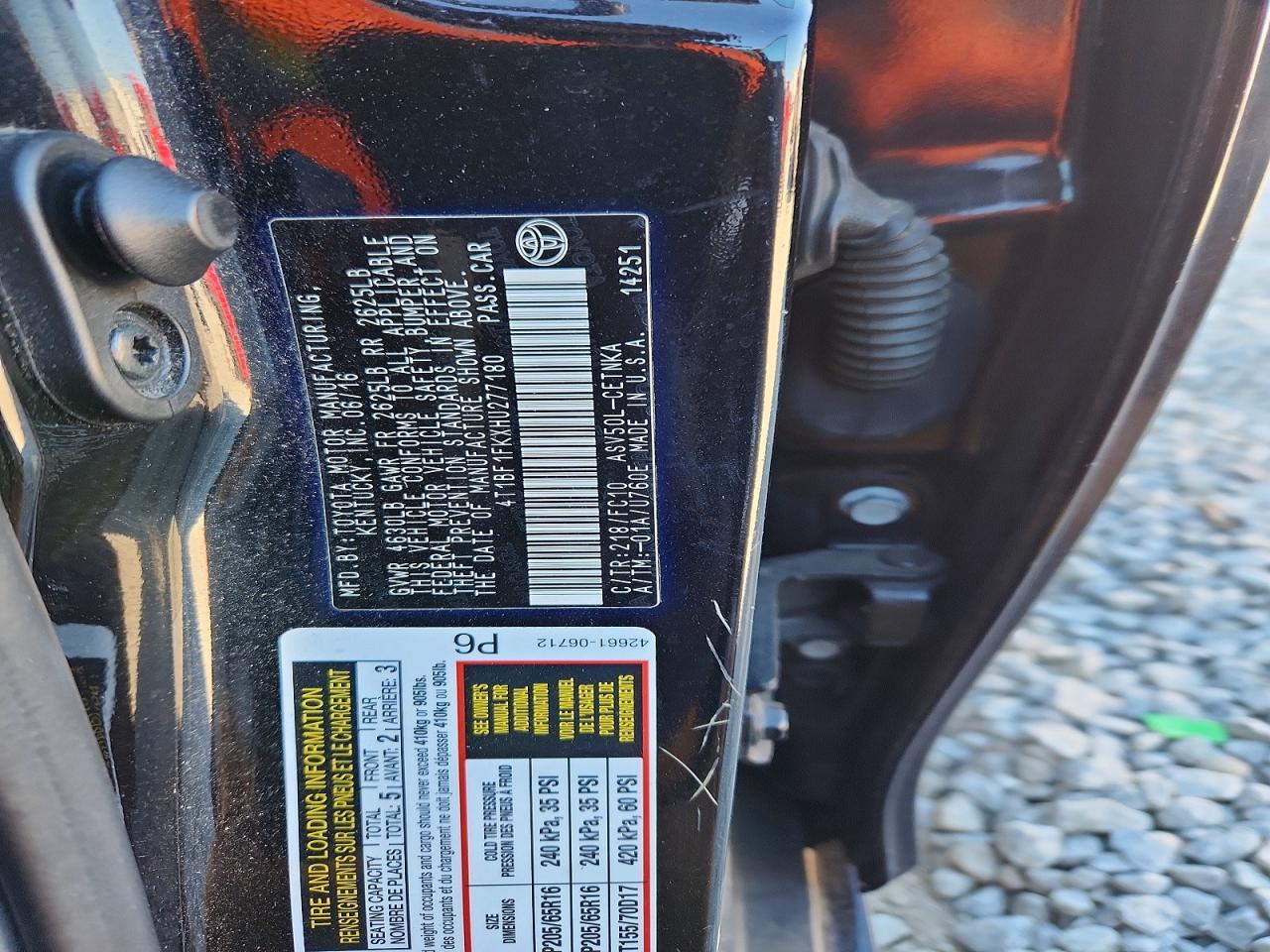 2017 TOYOTA CAMRY LE photo 12