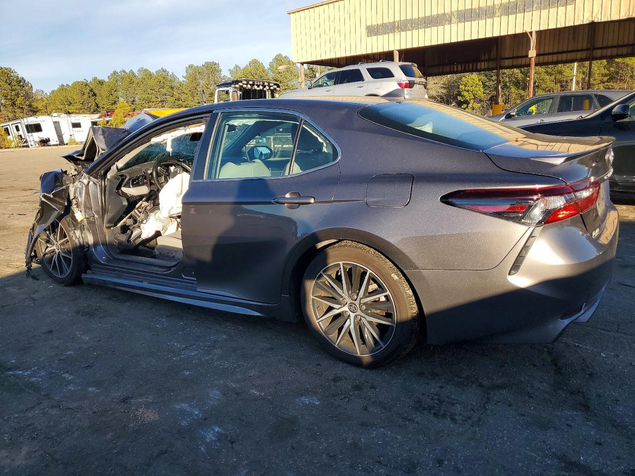 2023 TOYOTA CAMRY SE NIGHT SHADE photo 2