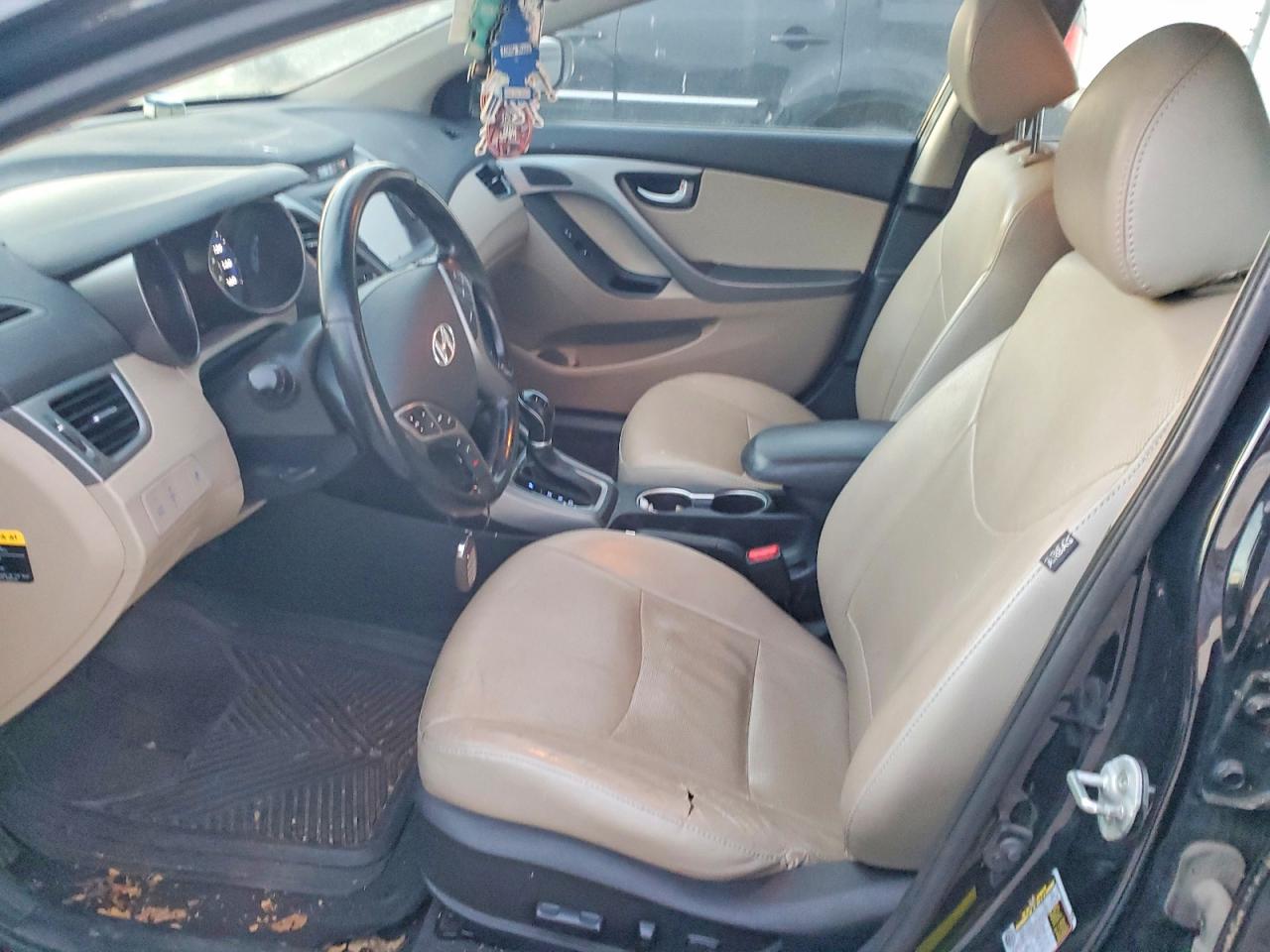 2014 HYUNDAI ELANTRA SE photo 7