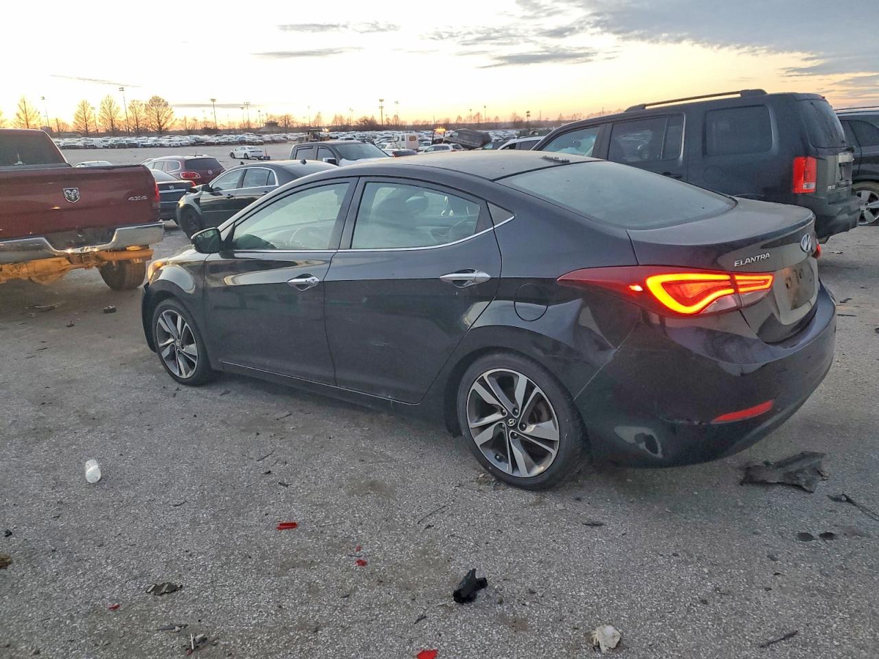 2014 HYUNDAI ELANTRA SE photo 2