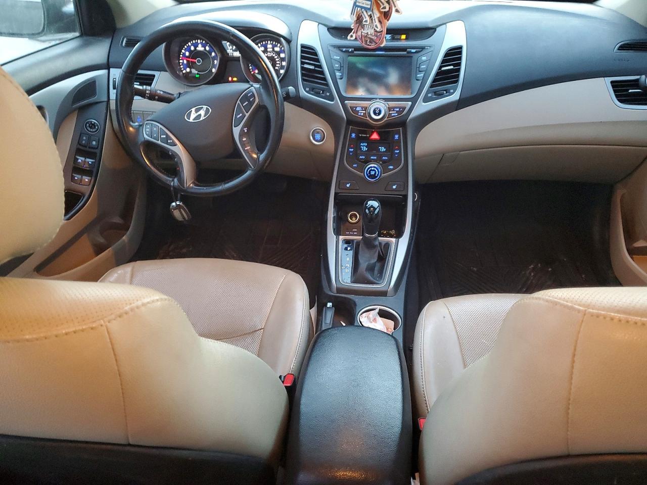 2014 HYUNDAI ELANTRA SE photo 8