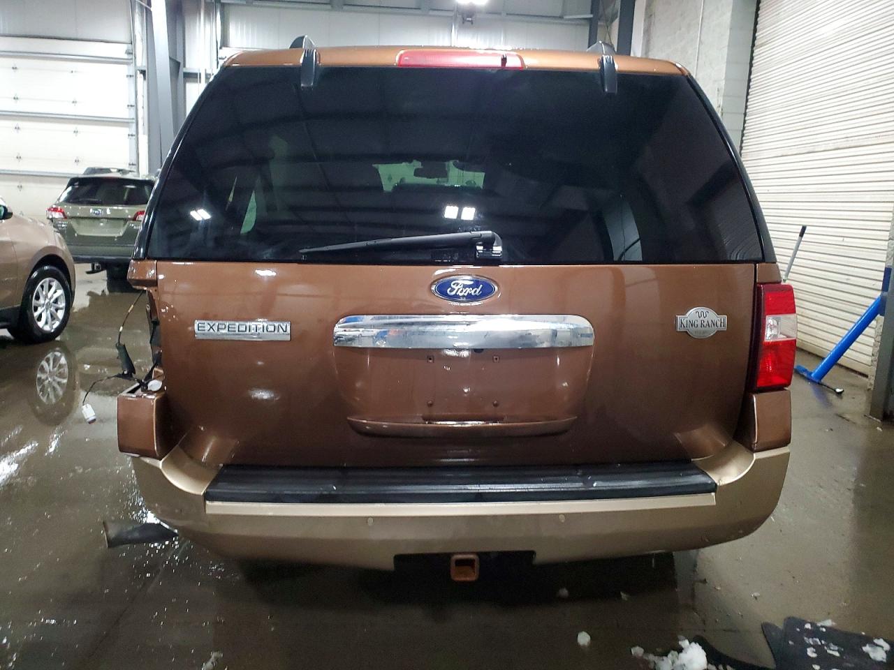2011 FORD EXPEDITION EL XLT photo 6
