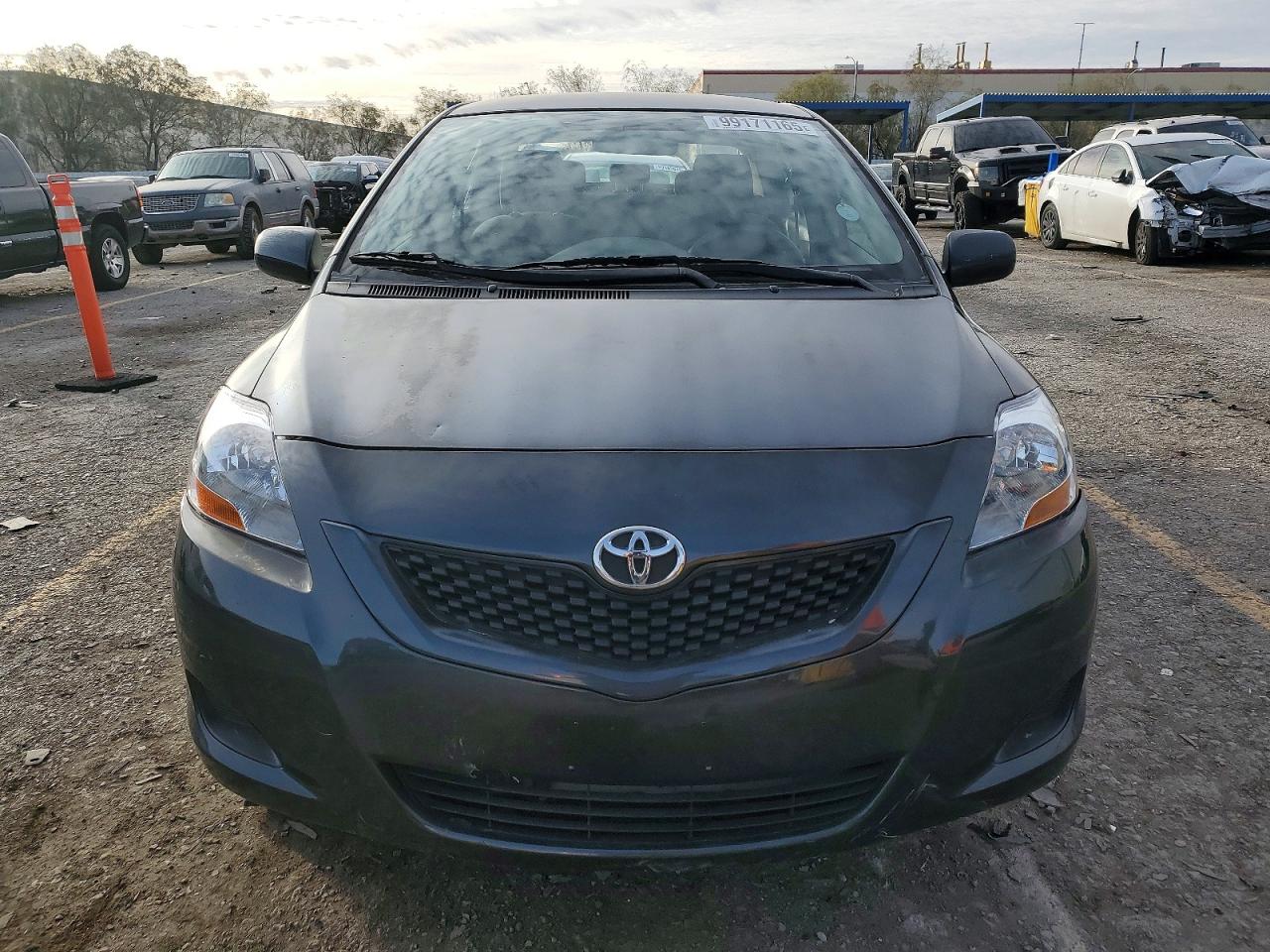 2009 TOYOTA YARIS photo 5