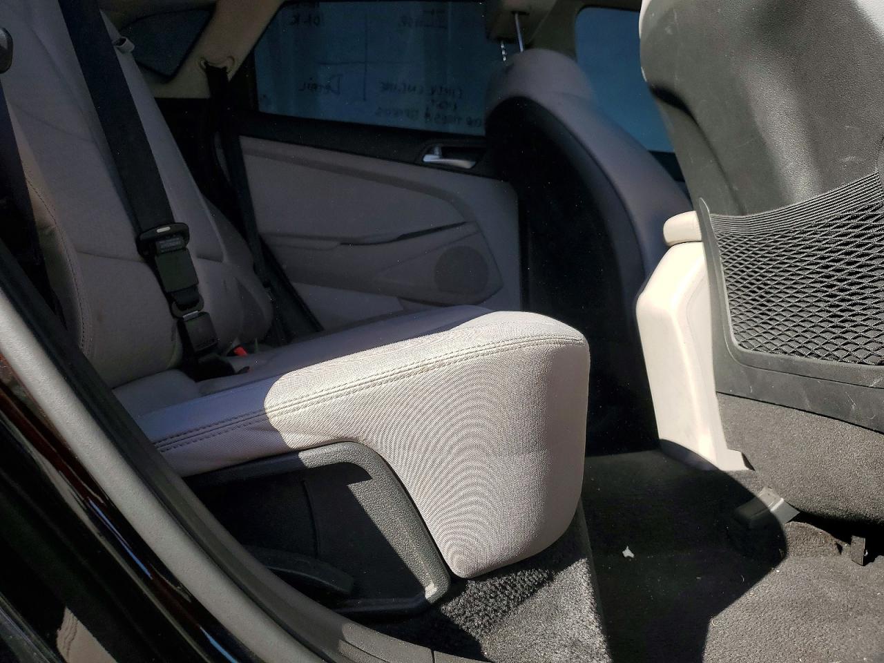 2019 HYUNDAI TUCSON SE photo 11