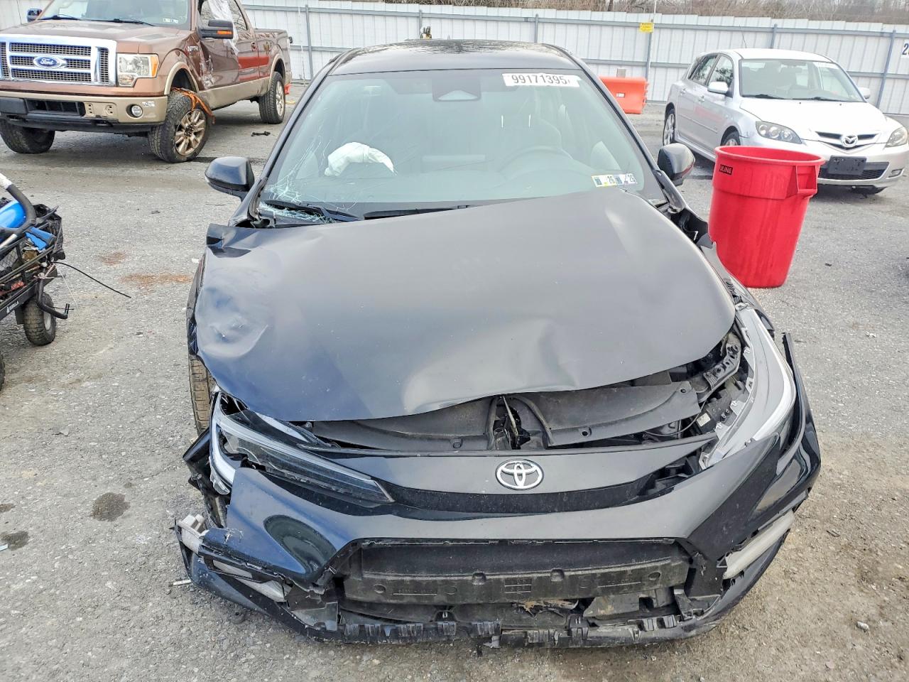 2023 TOYOTA COROLLA SE photo 5