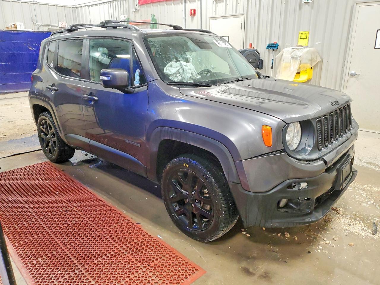 2017 JEEP RENEGADE LATITUDE photo 4