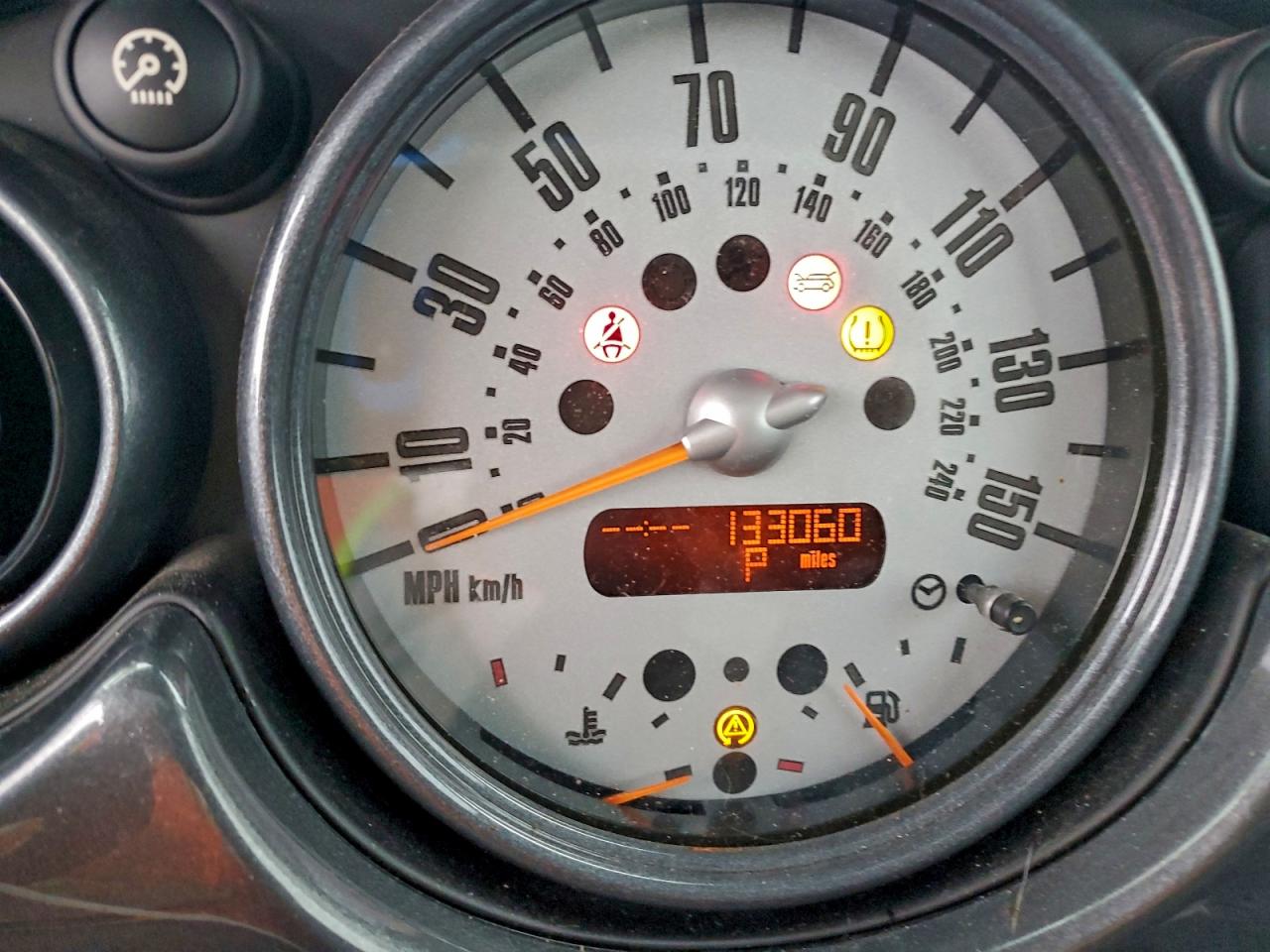 2005 MINI COOPER S photo 9