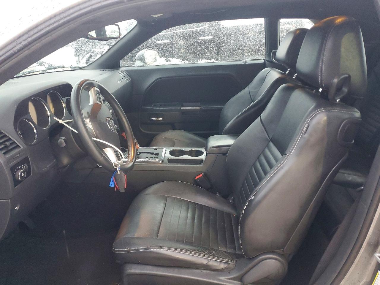 2012 DODGE CHALLENGER SXT photo 13