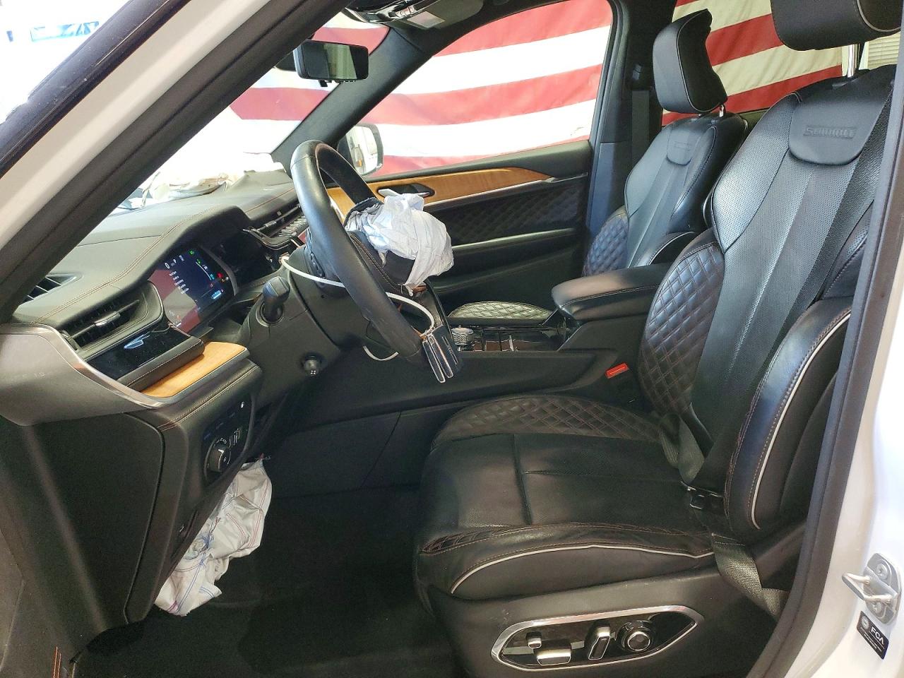 2022 JEEP GRAND CHEROKEE SUMMIT 4XE photo 7