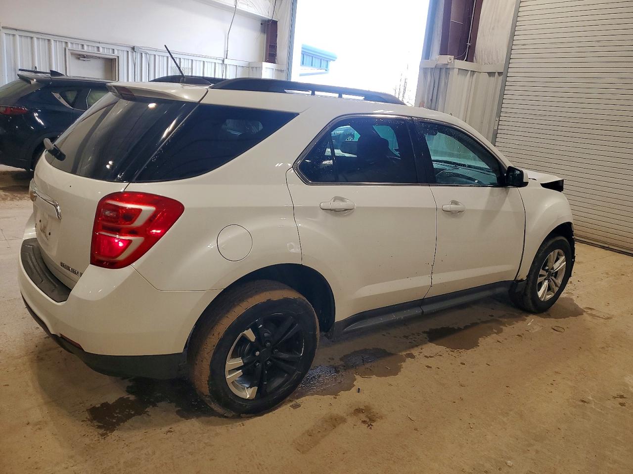2016 CHEVROLET EQUINOX LT photo 3