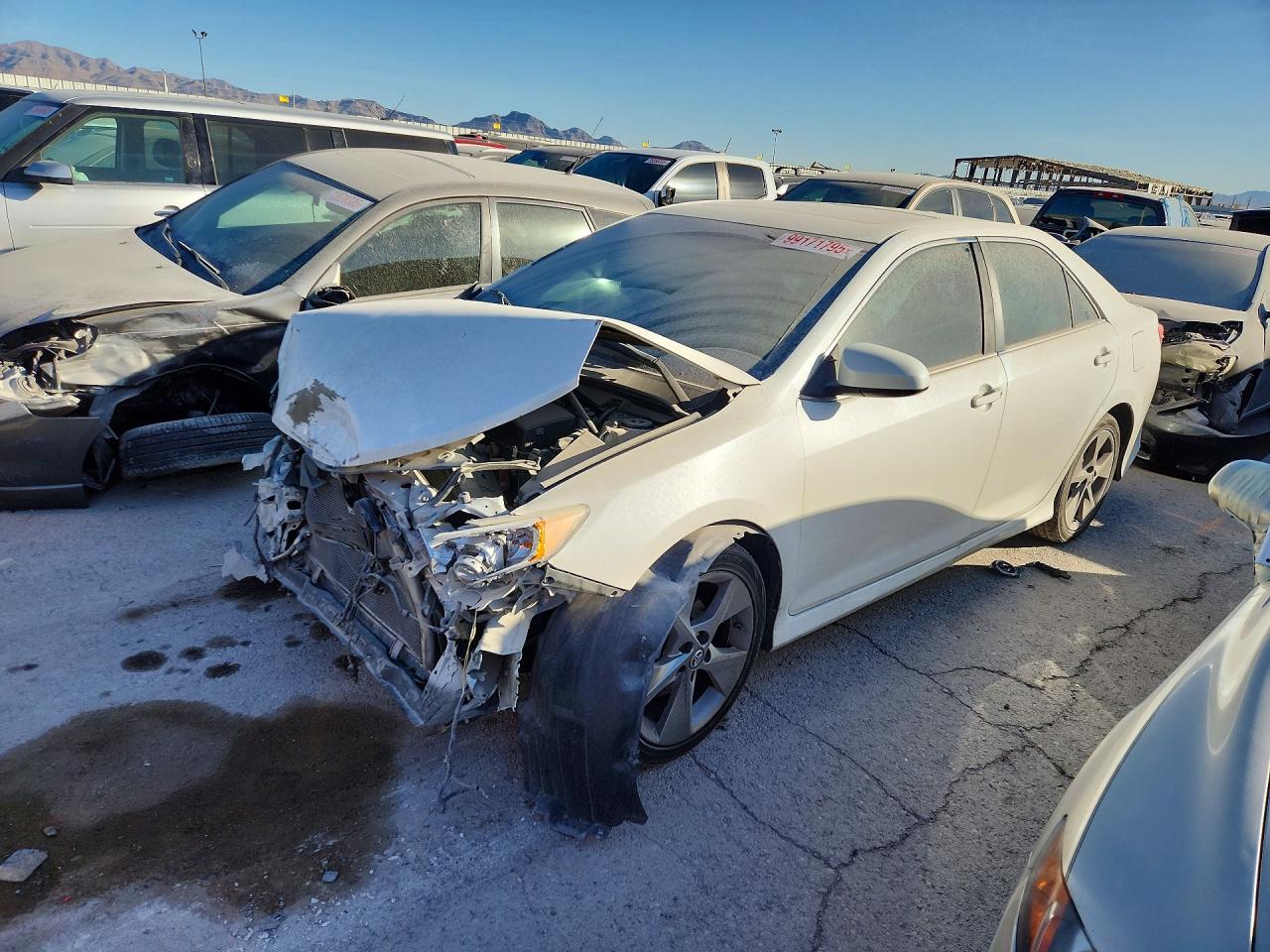 2014 TOYOTA CAMRY