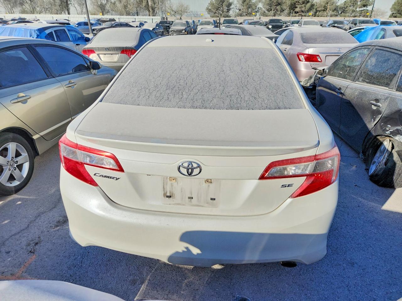2014 TOYOTA CAMRY L photo 6