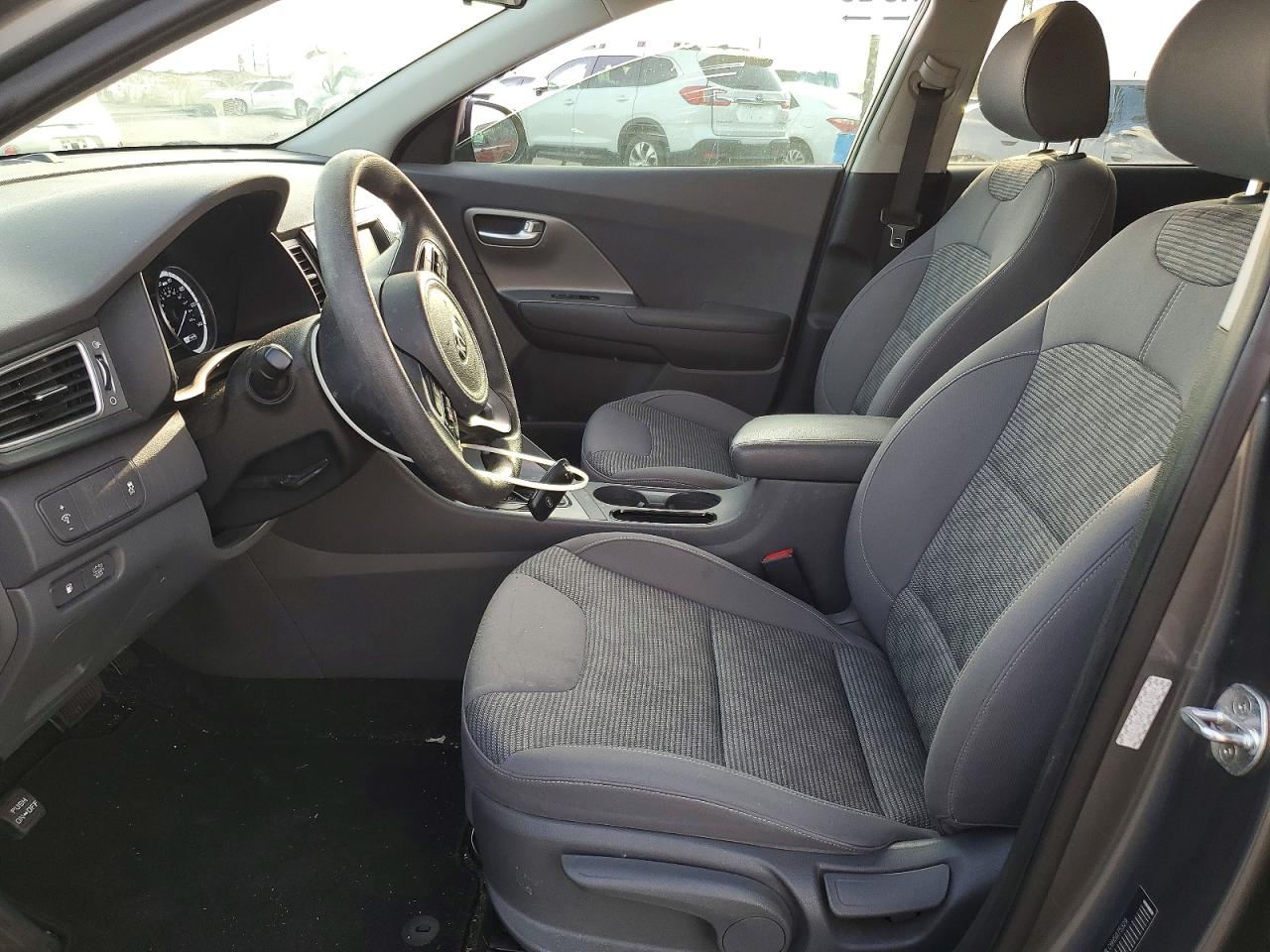 2017 KIA NIRO FE photo 7