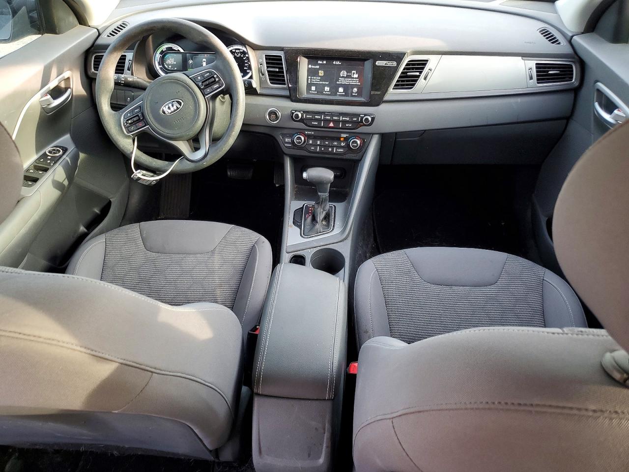 2017 KIA NIRO FE photo 8