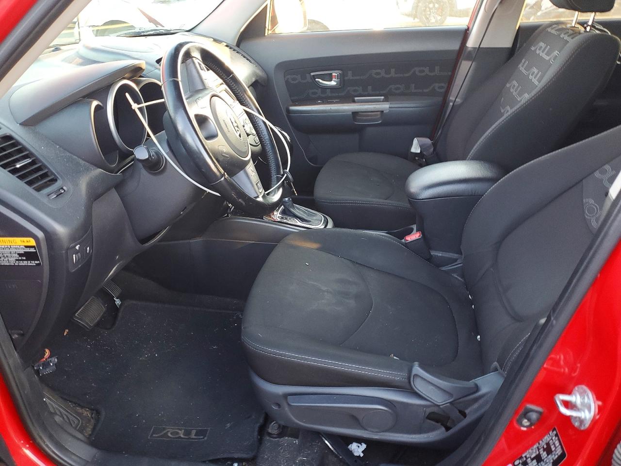 2013 KIA SOUL + photo 7